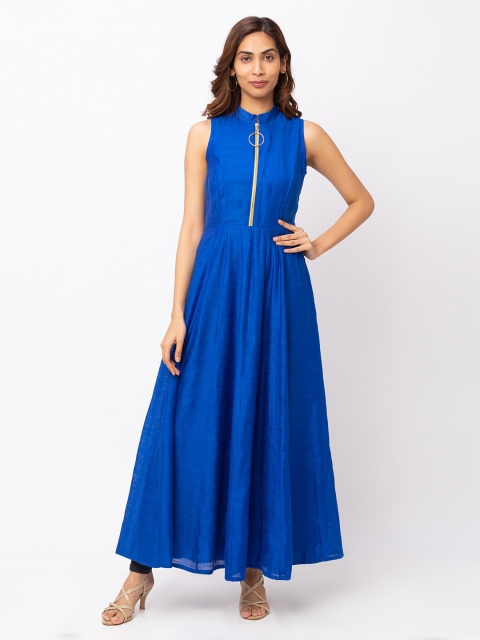 

Iti Blue Solid Maxi Dress