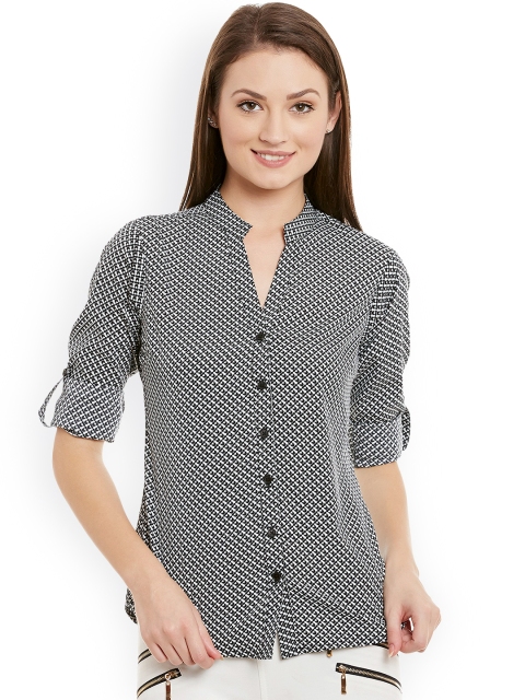 

WISSTLER Women Black Standard Fit Printed Casual Shirt