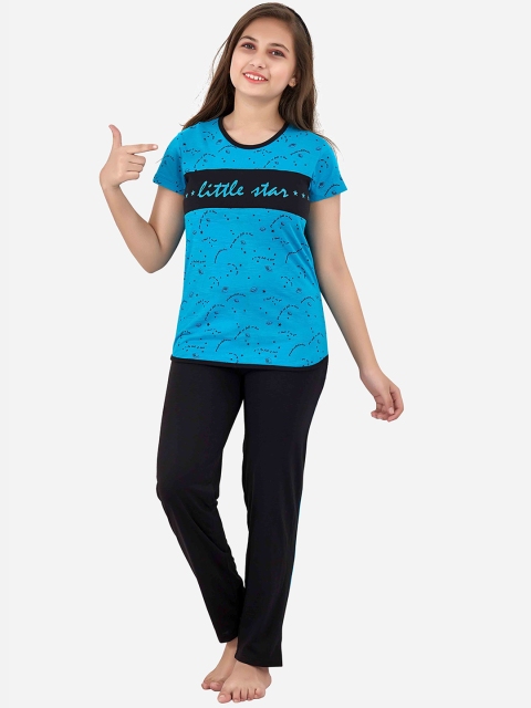 

Charak Girls Blue & Black Graphic Printed Pure Cotton Night Suit