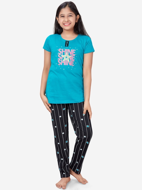 

Charak Girls Green & Black Printed Night suit