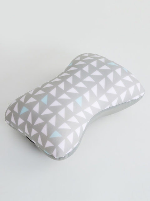 

Home Centre Grey Geometric Printed Nylon Pillow Covers