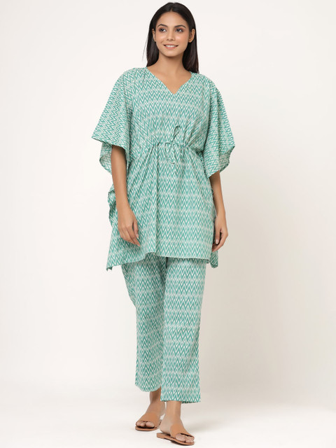 

JISORA Women Blue & White Printed Night suit