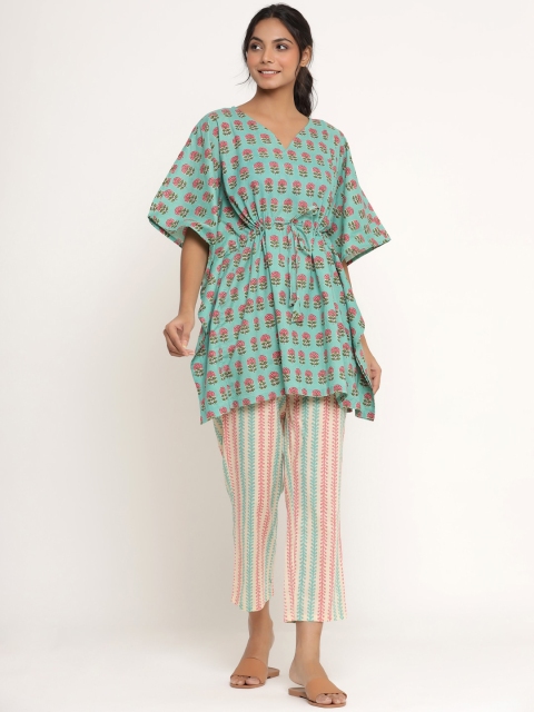 

JISORA Women Blue & White Printed Pure Cotton Night Suit