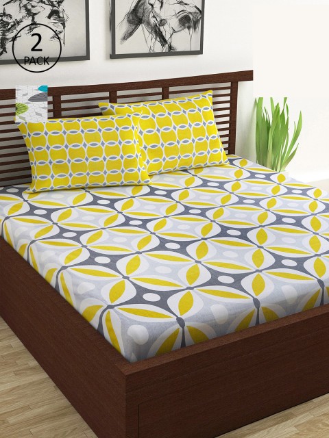 

Divine Casa Yellow & Blue Geometric 144 TC 2 King Bedsheet with 4 Pillow Covers