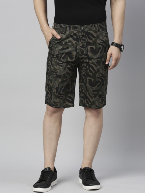 

Bushirt Men Green Camouflage Printed Cotton Regular Shorts