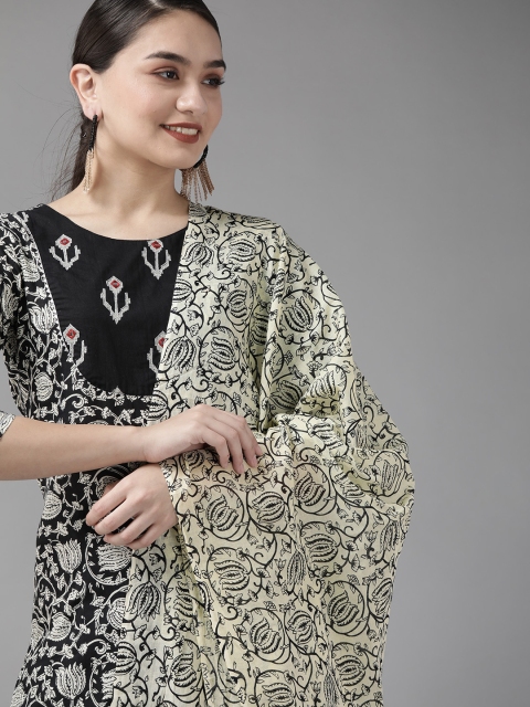 

Yufta Black & Off-White Ethnic Screen Print Cotton Straight Kurta Palazzos & Dupatta