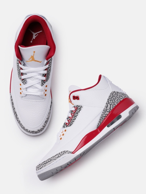 

Nike Men White Leather AIR JORDAN 3 RETRO Basketball Shoes