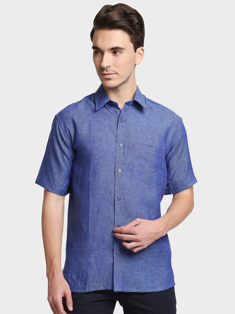 

ColorPlus Men Blue Solid Opaque Casual Shirt
