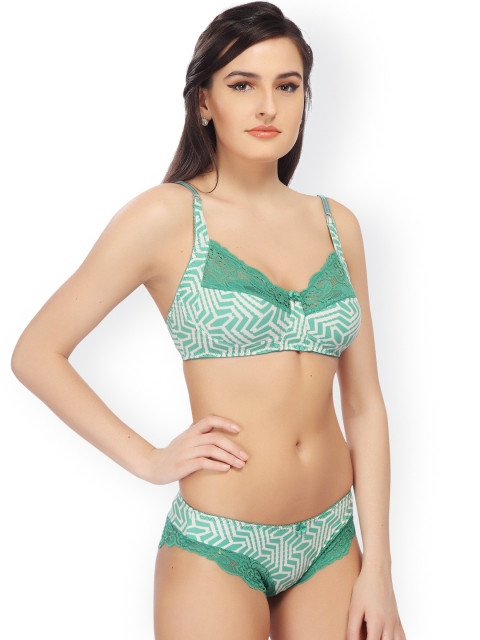 

Lady Love Green & White Printed Lingerie Set LLSET5032