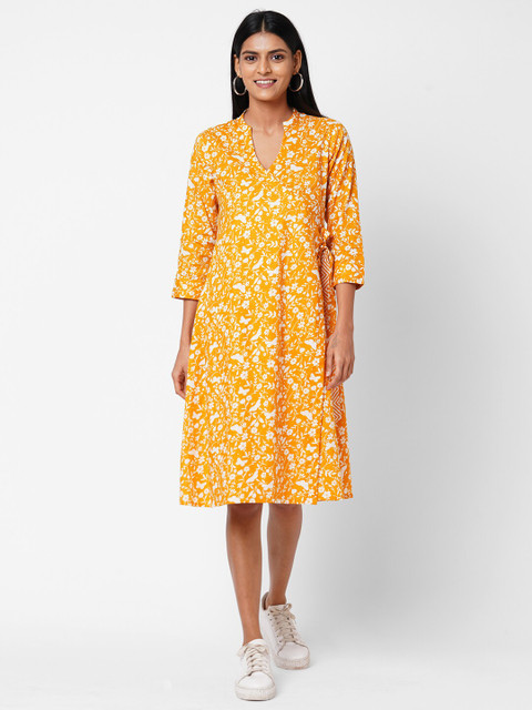 

KAMI KUBI Yellow Floral Printed Pure Cotton Dress