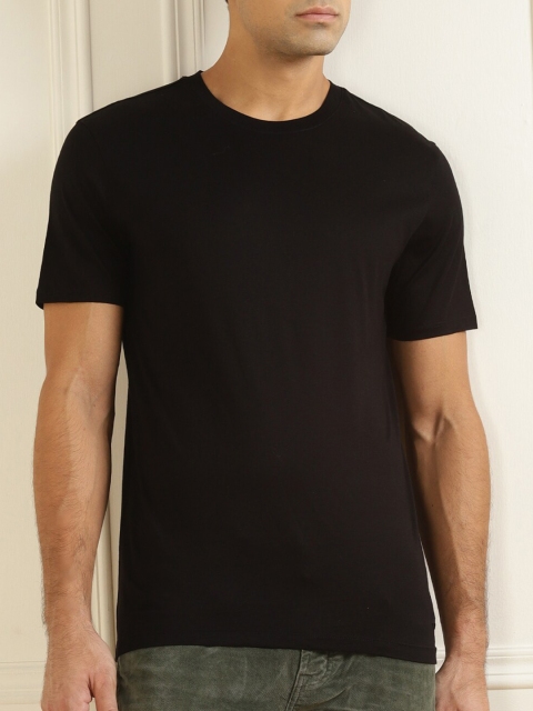 

Ted Baker Men Black T-shirt
