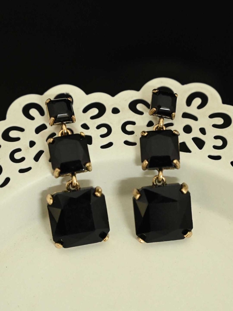 

justpeachy Woman Black Earring