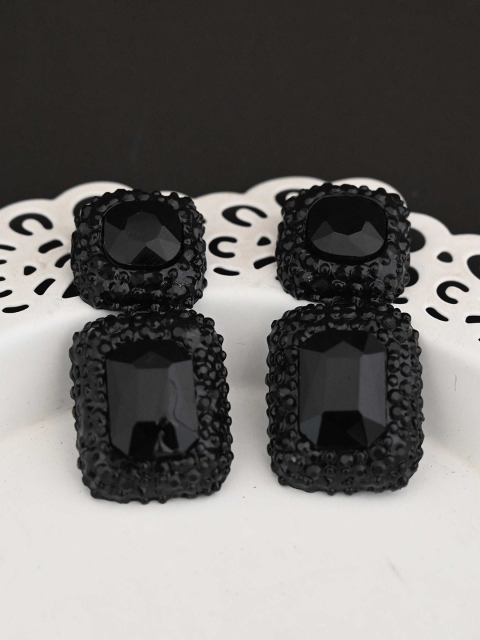 

justpeachy Black Geometric Drop Earrings