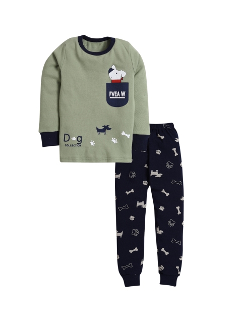 

Hopscotch Unisex Kids Green & White Printed Night suit
