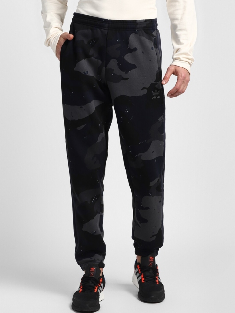 

ADIDAS Originals Men Blue & Black Camouflage Printed Cotton Joggers