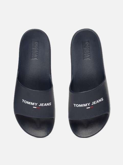 

Tommy Hilfiger Men Navy Blue Brand Logo Print Essential Pool Croslite Sliders