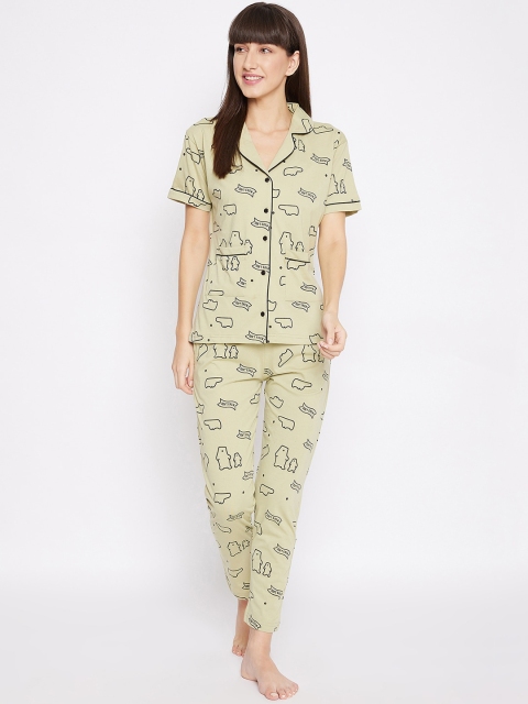 

FirstKrush Women Green & Black Printed Night suit