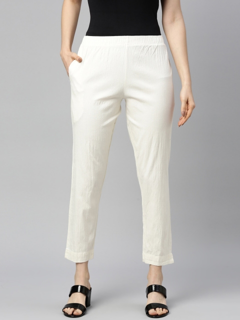 

GOLDSTROMS Woman Off White Cigar Pant