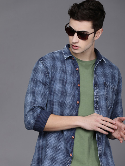 

Voi Jeans Men Blue Slim Fit Micro Checks Checked Casual Shirt