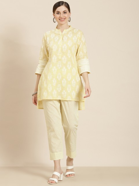 

Juniper Women Yellow Ethnic Motifs Printed Kurta with Trousers