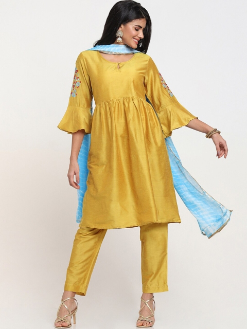

Bewakoof Women Yellow Regular Pure Cotton Kurta with Trousers & With Dupatta
