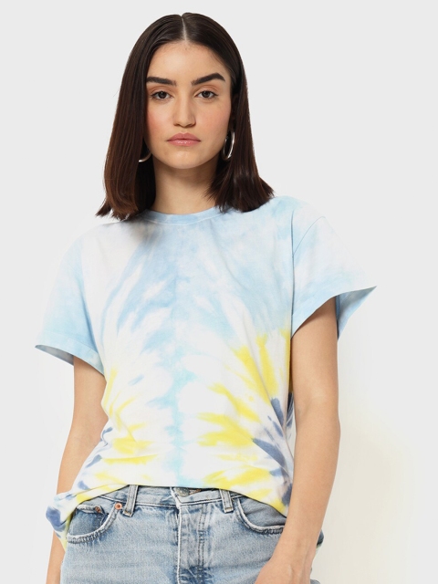

Bewakoof Women Blue & Yellow Tie and Dye Dyed Drop-Shoulder Sleeves Pure Cotton T-shirt