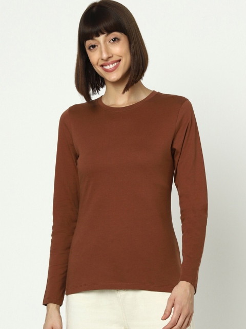 

Bewakoof Women Brown Solid Slim Fit T-shirt