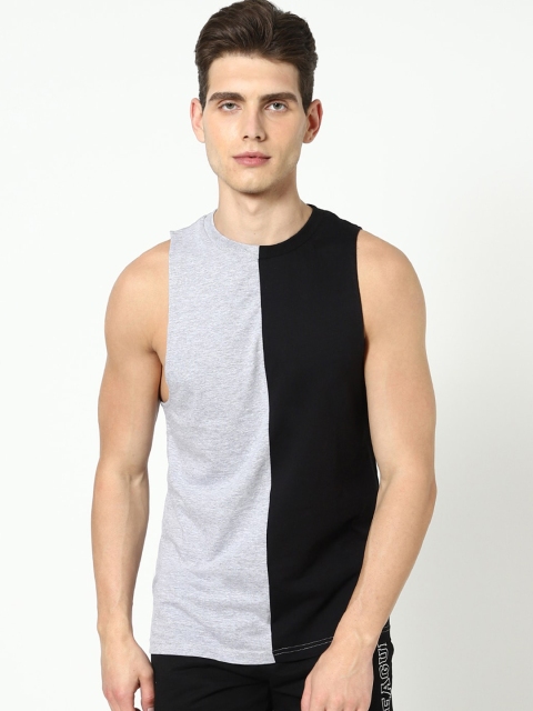 

Bewakoof Men Grey & Black Colourblocked Innerwear Vest