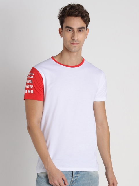 

Bewakoof Men White & Red Colourblocked Pure Cotton T-shirt