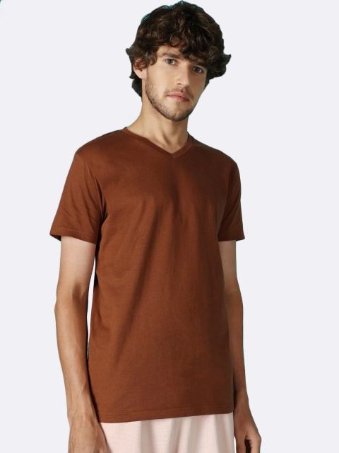 

Bewakoof Men Brown V-Neck Pure Cotton T-shirt