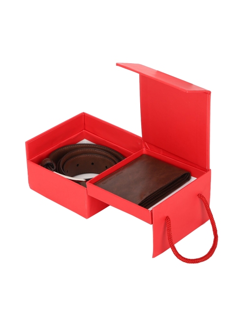 

Peter England Men Brown Solid Accessory Gift Set