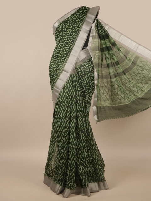 

Pothys Green & White Printed Saree