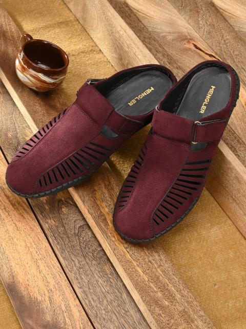 

MENGLER Men Maroon Comfort Sandals