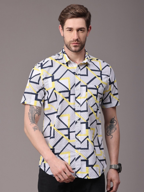 

FOGA Men Yellow Slim Fit Opaque Printed Casual Shirt