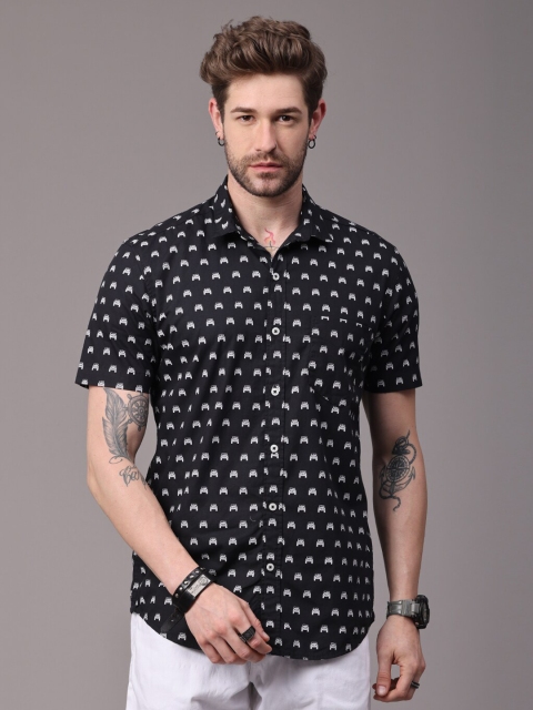 

FOGA Men Black Slim Fit Opaque Printed Casual Shirt