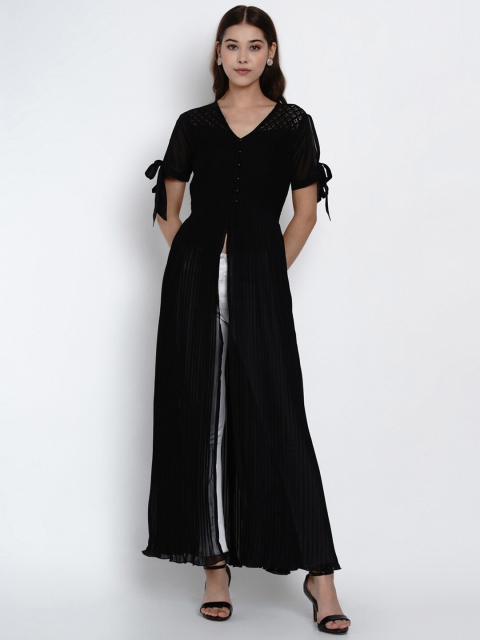 

Texco Black Maxi Dress