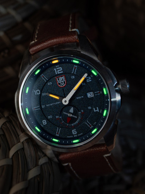 

Luminox Men Blue Dial & Brown Leather Straps Analogue Watch - XL.1763