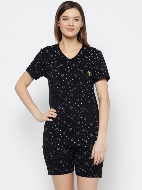 

VIMAL JONNEY Women Black Printed Night suit