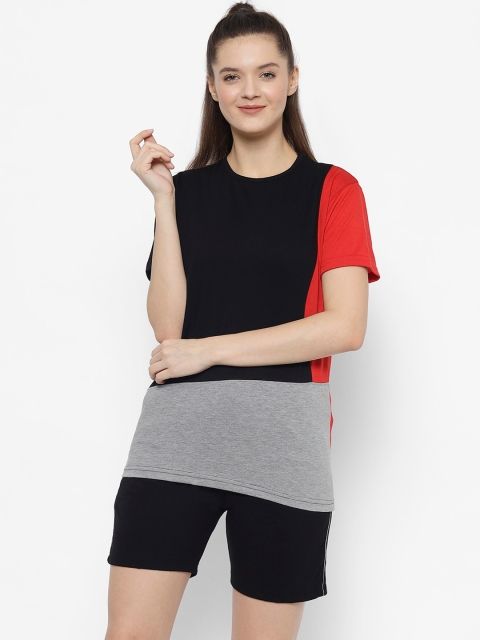 

VIMAL JONNEY Women Black & Red Colourblocked Night Suit