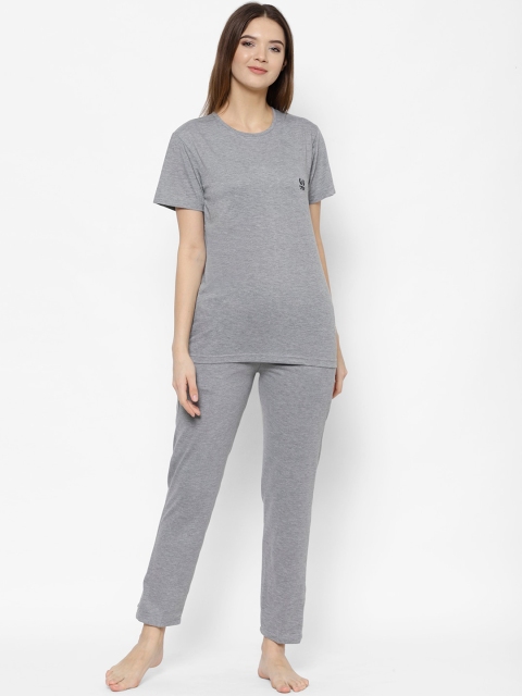 

VIMAL JONNEY Women Grey Night suit