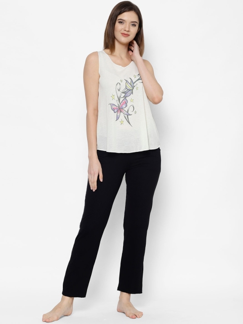 

VIMAL JONNEY Women Cream-Coloured & Black Printed Night suit