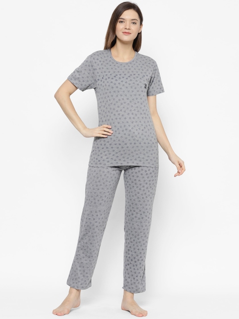 

VIMAL JONNEY Women Grey Printed Night suit