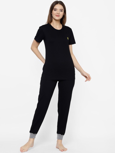

VIMAL JONNEY Women Black Night Suit