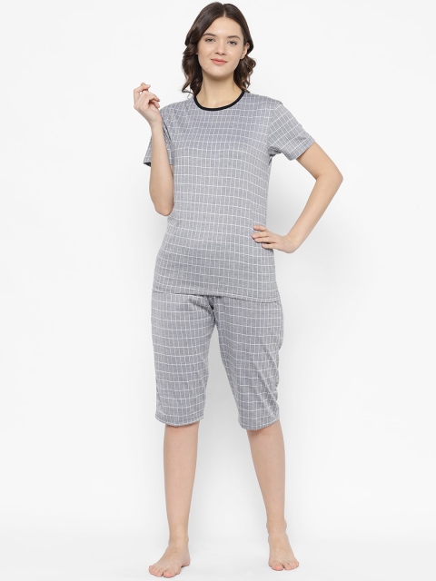 

VIMAL JONNEY Women Grey Checked Night suit