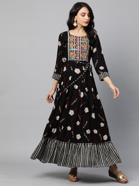 

FASHOR Black Ethnic Motifs Maxi Dress