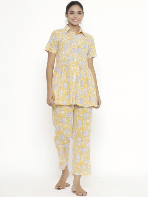 

JISORA Women Yellow & White Printed Night suit