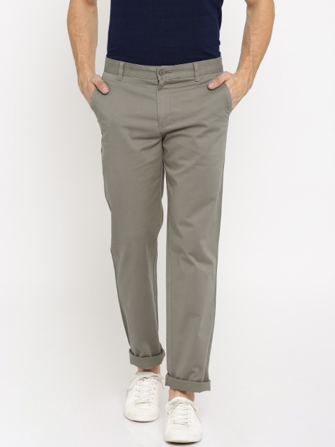 

British Club Men Grey Solid Chino Trousers