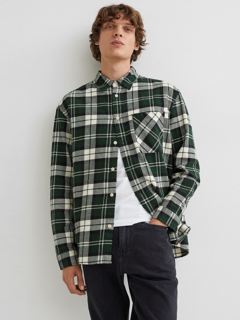 

H&M Men Green Relaxed Fit Checked Flannel Shirt