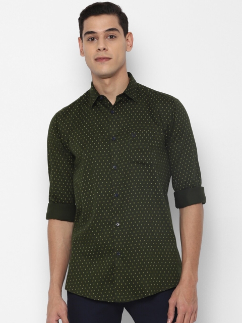 

Allen Solly Men Green Slim Fit Printed Casual Shirt