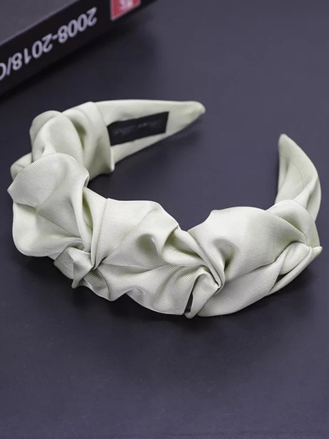 

Vembley Women Off-White Hairband